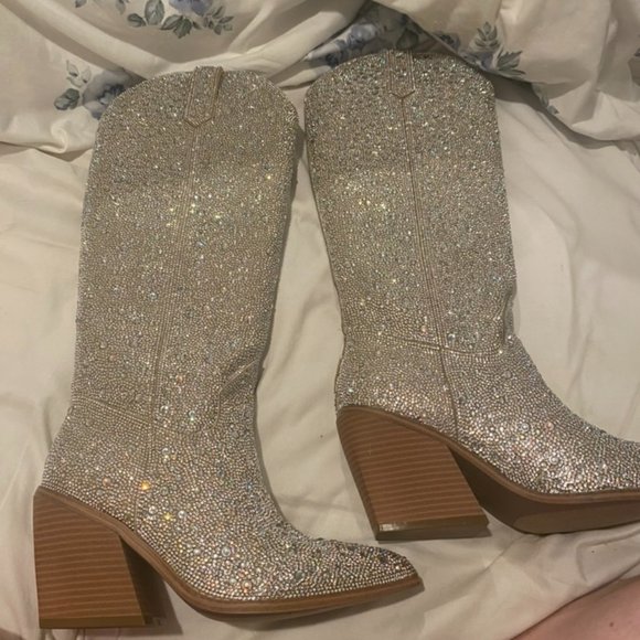 NWOT Madden Girl Arizona Silver Multi Sparkly Rhinestone Taylor Swift Boots 8.5 - Picture 6 of 14